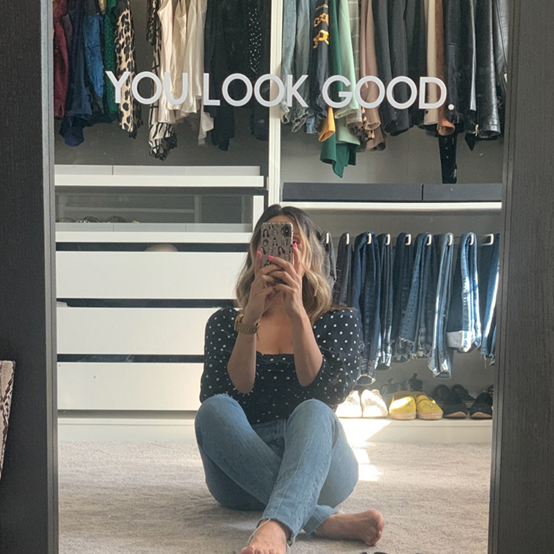 You Look Good Mirror Wall Stic - Home Goods Bathroom Cabinets recensione e prezzo